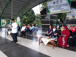 Wawali Parepare Lepas Gerak Jalan Sehat HAB Kemenag Ke-73