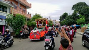 Piala Adipura Ke-12 Diarak Keliling Kota Parepare