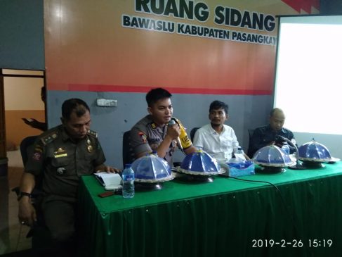 Bawaslu Undang Kepolisian Koordinasi Penertiban APK