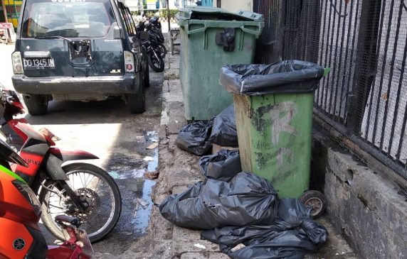 Kadis DLH Parepare Diminta Periksa Limbah Sampah KFC