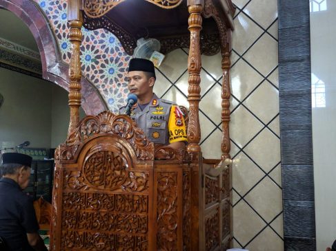Lewat Mimbar Jum,at Kapolres Sidrap Singgung Bahaya Hoax