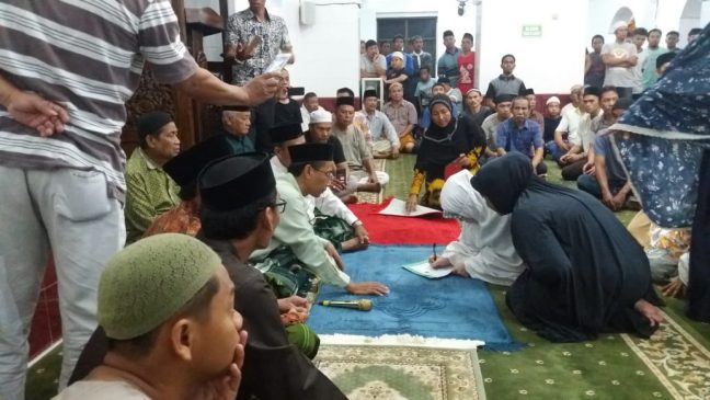 Sejak Kuliah Pelajari Islam, Dian Andelita, Resmi Menganut Muslim