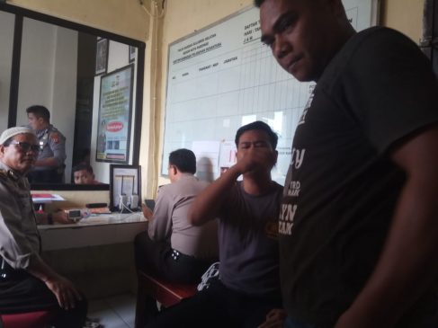 Hendak Konfirmasi, Oknum Pengusaha Barang Ekspor, Aniaya Wartawan