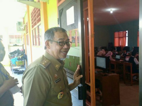 Wawali Parepare Pantau UNBK di Hari Pertama, Ini Pesannya