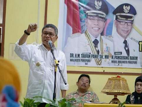 Taufan Imbau Lurahnya Berpikir Seolah-olah Menjabat Camat