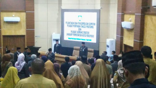 Taufan Lantik Dua Pejabat Lingkup Kota Parepare, Ini Orangnya