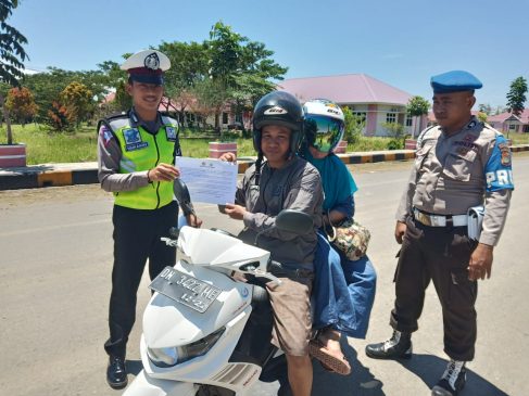 Polisi Pasang Pamflet Hingga Pelosok, Ingatkan Pesta Demokrasi Damai