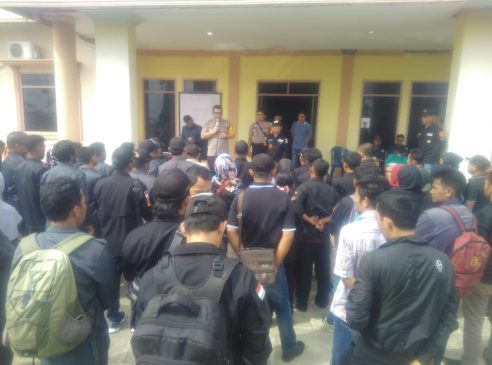 Polres Pasangkayu Pantau, Penempatan Logistik KPU