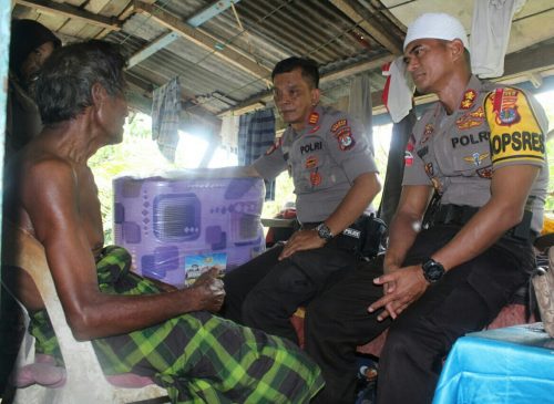 Kapolres Nunukan Gandeng Polsek Pelabuhan Gelar ‘Patroli Peduli’