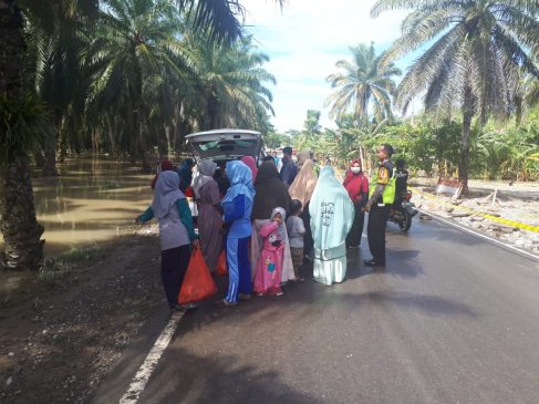 Banjir Surut, Trans Sulawesi Pasangkayu Bisa Dilalui