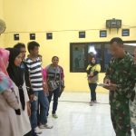 Kodim 0911/Nunukan Serahkan 13 TKI Nonprosudural Ke BP3TKI