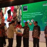 Pemkot Parepare Terima Sertifikat SNI Dari Menteri Perdagangan