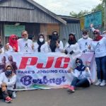 Pare’s Jogging Club Berbagi Beras