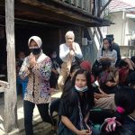 Tokoh Toraja Meninggal Dunia, Laura Melayat ke Rumah Duka