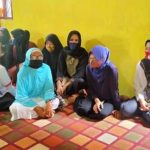 Tidak Pilih Kasih, Dalam Sehari Bupati Laura Melayat di 2 Tempat Duka