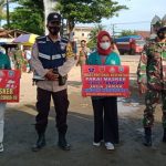 Polres Pangkep Gencar lakukan operasi Yustisi dan Berbagi Masker, di Pasar tradisional KaliBone