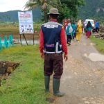 TNI – POLRI Kawal Mahasiswa KKN Gelar Aksi Penghijauan 100 Pohon Di Desa Kabba