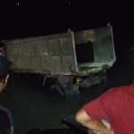 Akibat Rem Blong, Sebuah Truk Terjun ke Laut di Parepare