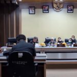 Rapat Paripurna DPRD,Penyerahan Nota Keuangan Ranperda APBD 2022,