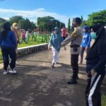 Tunjukkan Kebersamaan dan Kekompakan, Bhabinkamtibmas desa kabba Ikuti Senam Sehat Bersama