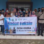 Bhabinkamtibmas Polsek Minasatene Bersama 3 Pilar desa Kabba Kawal warganya laksanakan Vaksinasi