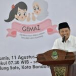 Rekor Muri 1,3 Juta Siswi se-Jabar Serentak Minum Tablet Tambah Darah