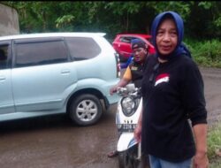 Peduli Korban Banjir, Pekat-IB  Parepare Serahkan Bantuan Sembako ke Warga Tegal