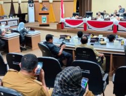 DPRD Serahkan Ranperda Pajak dan Retribusi ke Pemkot Parepare