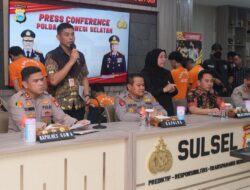 Kapolda Pimpin Konferensi Pers kasus pembunuhan Berencana di Kab Gowa
