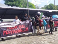 Aliansi Jurnalis Gelar Aksi Demo di Depan Gedung DPRD Parepare Tolak Revisi UU Penyiaran