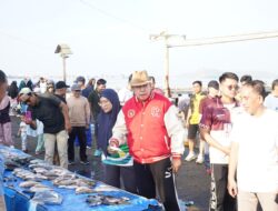 Pj Wali Kota Parepare Pantau Harga dan Stok Bahan Pokok di Pasar Lakessi
