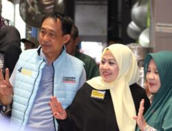 Blusukan di Pasar Lakessi, Erat Bersalam Pastikan Akan Hadirkan Program yang Menguntungkan Bagi Pelaku Usaha