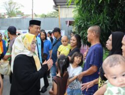 Blusukan di Watang Soreang, Warga Sebut Erat Bersalam Pemimpin Berpendidikan