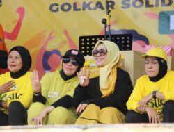 Melalui Senam Golkar, Paslon Erat Bersalam Kuningkan Taman Mattirotasi