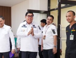 Bangga Layanan Bedah Saraf Hadir di RS Hasri Ainun, Pj Wali Kota Minta Jaga Kualitas