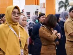RSUD Andi Makkasau Gelar Apel Bersama  Dirangkaikan  Penganugerahan Pegawai Teladan  Dan Pelepasan Purnabakti ASN