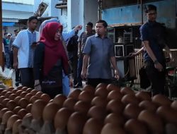 Jelang Iduladha, Wali Kota dan Wakil Wali Kota Parepare Pantau Harga di Pasar Lakessi