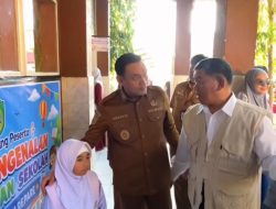 Wakil Wali Kota Hermanto Pasennangi Sukseskan GAMAS di Hari Pertama Sekolah