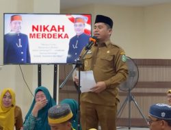 Wali Kota Tasming Hamid Jadi Saksi “Nikah Merdeka” 15 Pasangan di HUT RI ke-81
