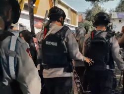 Personel Brimob Parepare Sisir Pasar dan SPBU, Pastikan Situasi Aman