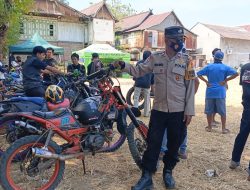 Lewat Adu lomba ketangkasan Motor taxi gabah, Bhabinkamtibmas desa Panaikang berikan himbauan Kamtibmas kepada penonton maupun peserta lomba