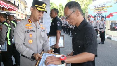 Kapolres Parepare Beri Penghargaan 6 Personel, Dari Penindak Pelanggar di Jalan Hingga Penjaga Publikasi
