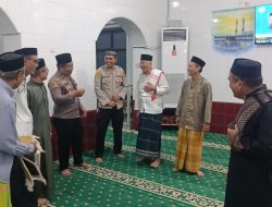 Perkuat Kedekatan dengan Warga, Kapolsek KPN Parepare Salat Subuh Berjamaah dan Sampaikan Imbauan Kamtibmas