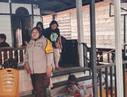 Tunjukkan Empati, Bhabinkamtibmas Bukit Indah Sambangi Rumah Duka di Jalan Kebun Sayur Parepare