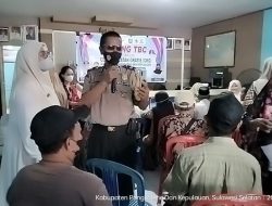 Bhabinkamtibmas Desa Kabba Amankan dan Dampingi Kegiatan Cek Kesehatan Gratis dari Puskesmas Minasate’ne