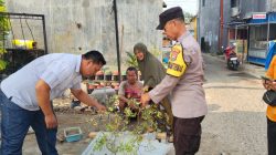 Aksi Bersih-Bersih di Kampung Pisang Parepare, Kapolsek KPN: Jangan Bakar Sampah Sembarangan, Bahaya